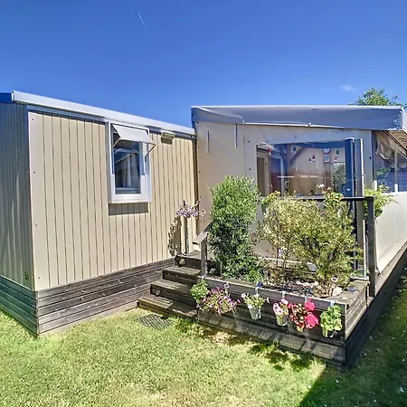 Mobil-home Grand Confort: 6 Pers, 3 Ch, Piscine Chauffee, Proche Et Commerces - Fr-1-361a-33 * Jullouville-les-Pins